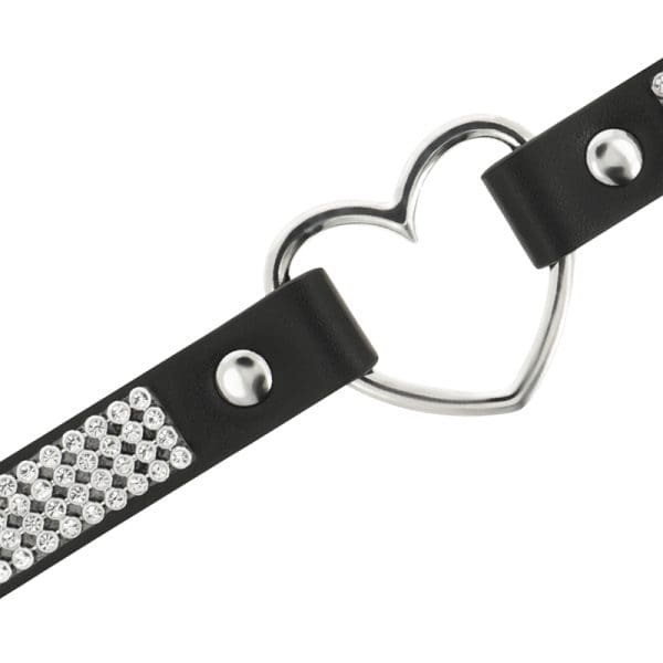 COQUETTE - CHIC DESIRE VEGAN LEATHER CHOKER WITH HEART 4